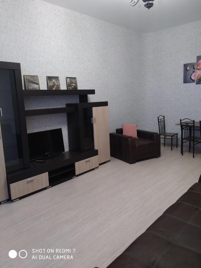 Apartment Theatre Shepkina 2 Rooms II Sumy Exterior photo